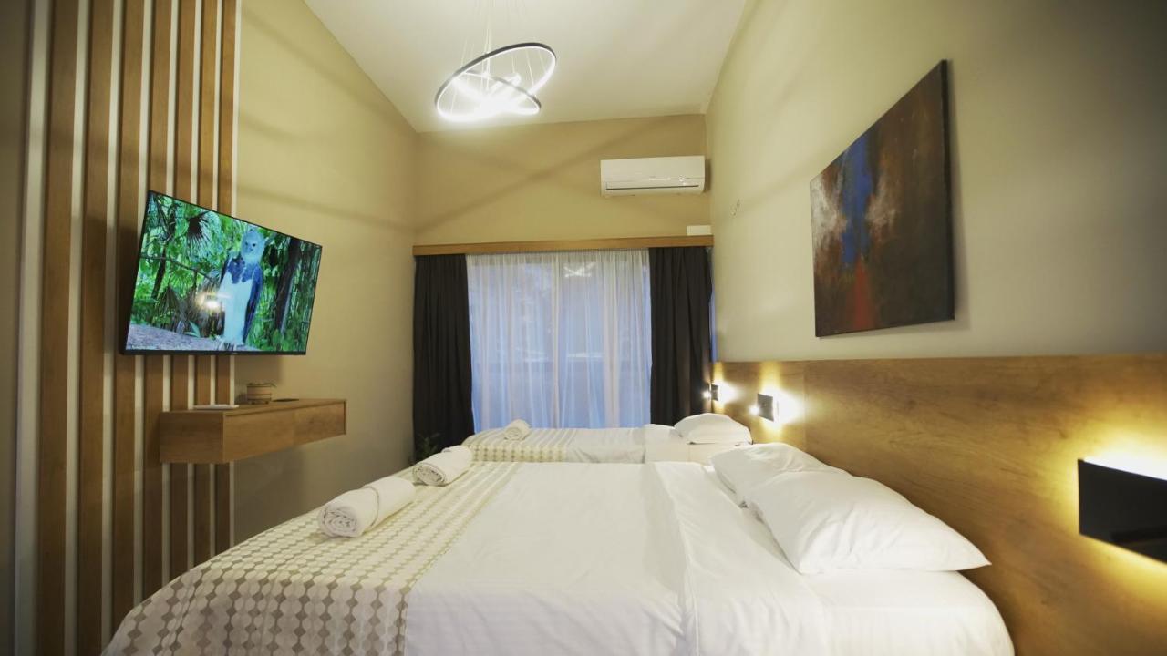 Daily Rent Studio Apartments Tirana Eksteriør billede